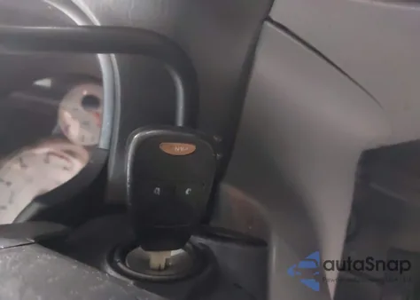 2006 Chrysler Town & Country Lx z USA, uszkodzony, nr VIN 2A4GP44R76R601375